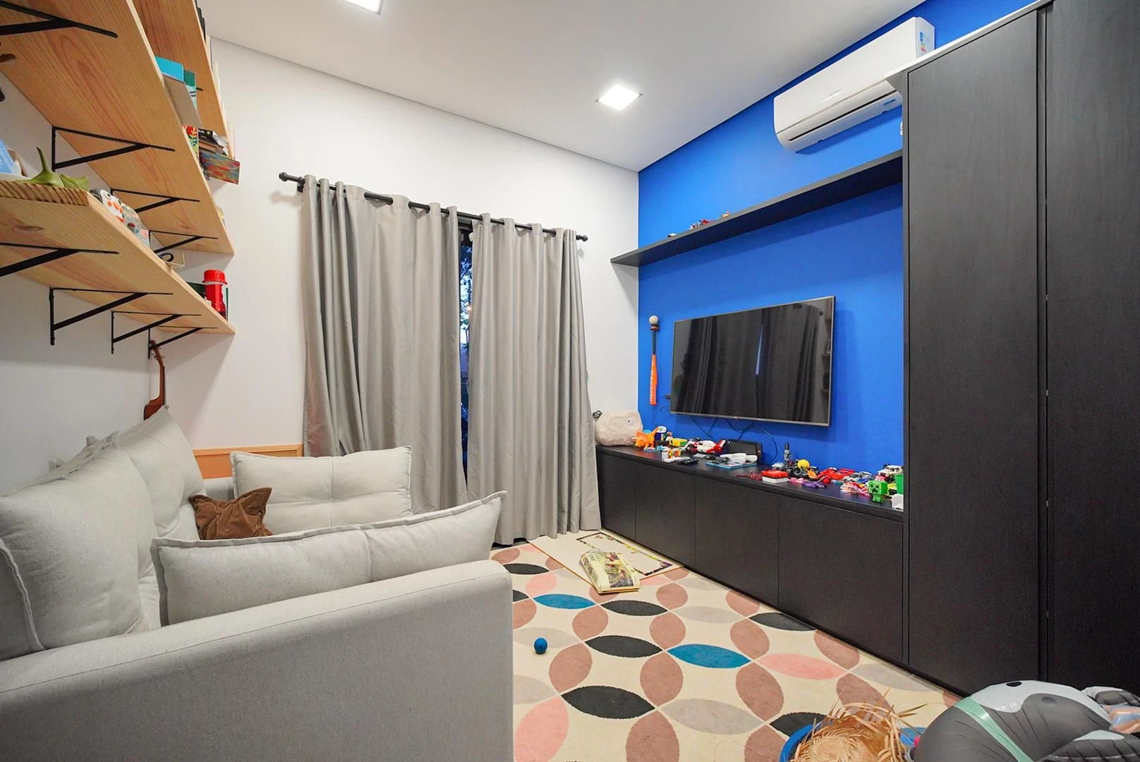 Lavavajillas y 5 dormitorios: casa de 330 m² — photo 28
