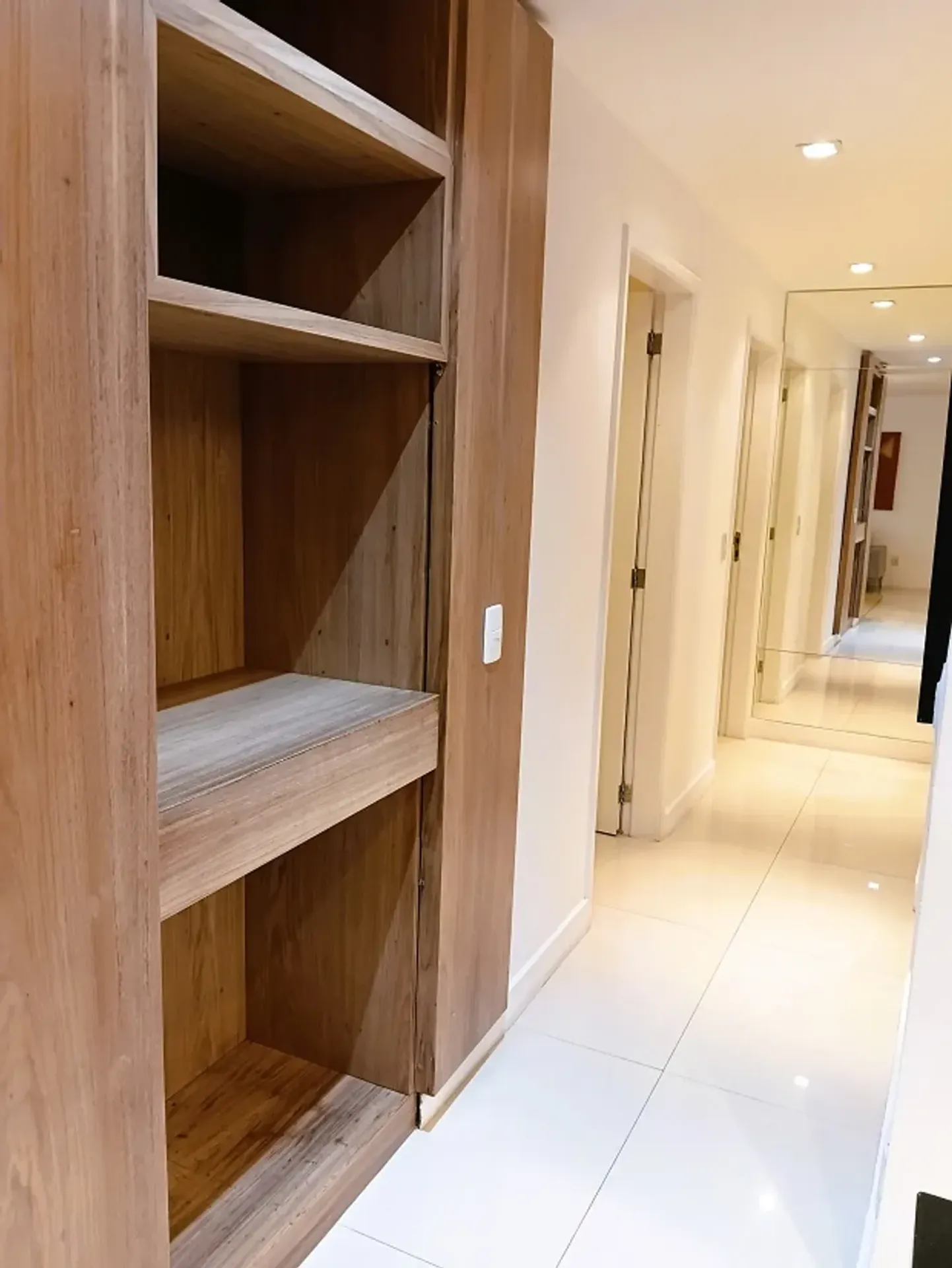 Furnished apartment with open-plan kitchen and 3 bedrooms — photo 20