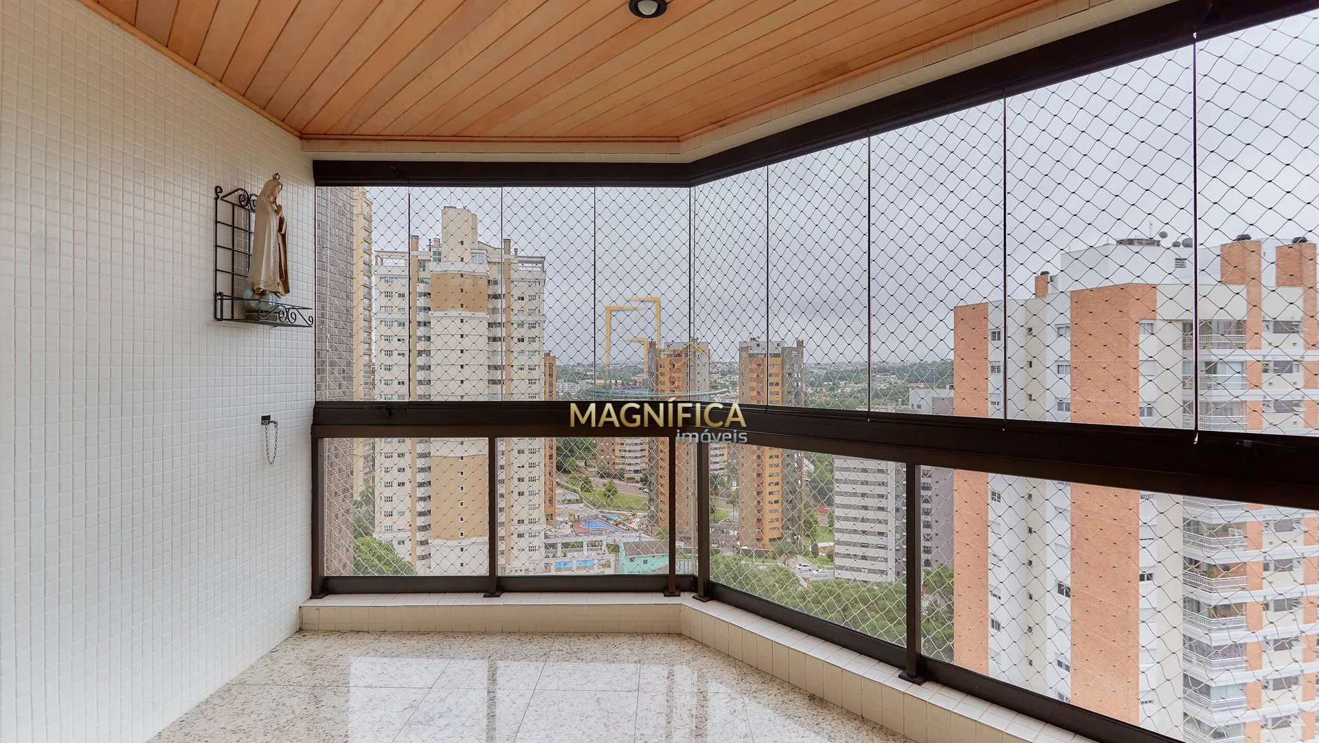 Apartamento de 322 m² con 3 suites y 4 plazas de garaje — photo 12
