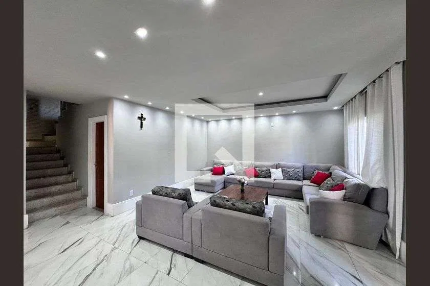 Condominium house with 4 en-suite bedrooms and 800 m² — photo 11