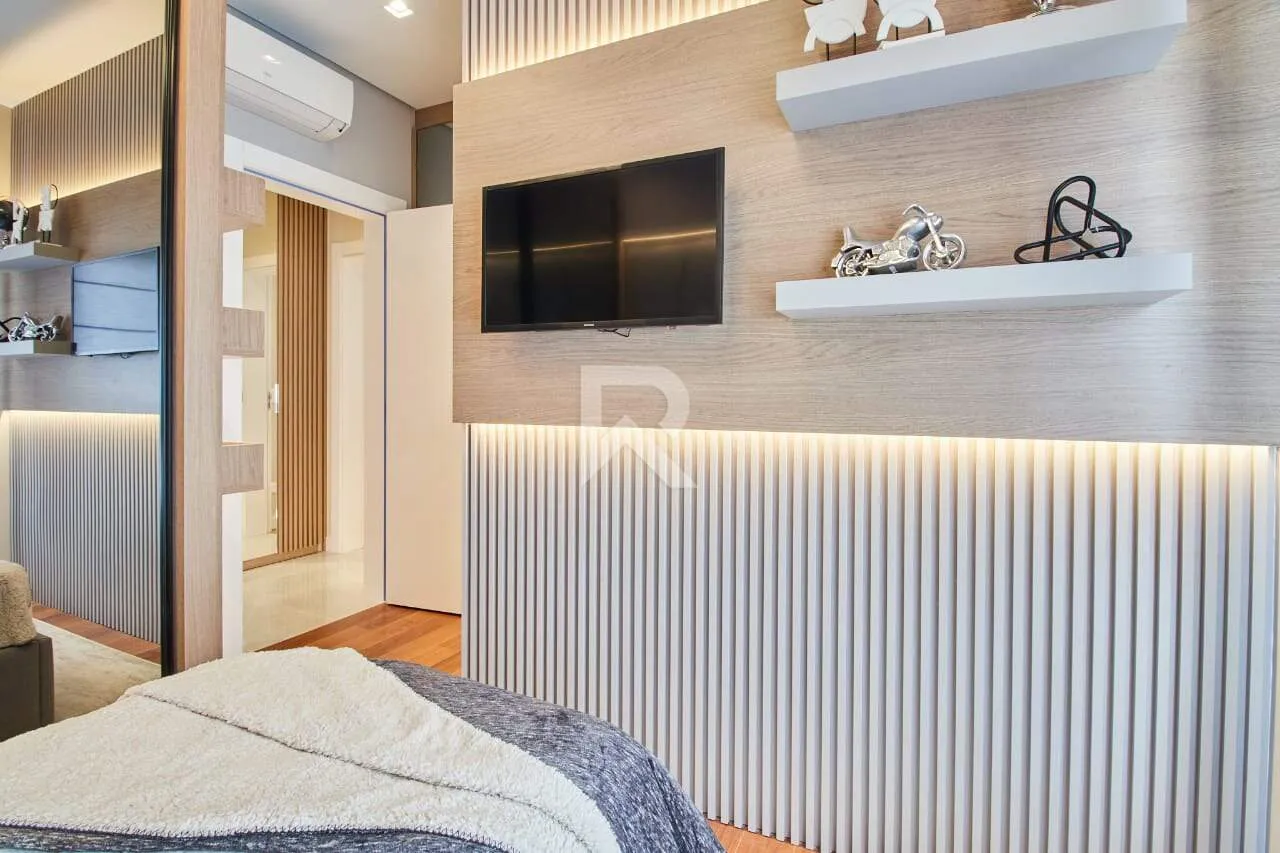 3-bedroom apartment with 3 en-suite bathrooms — photo 17
