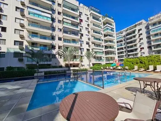 3rd-floor apartment with water views and 3 bedrooms — photo 5