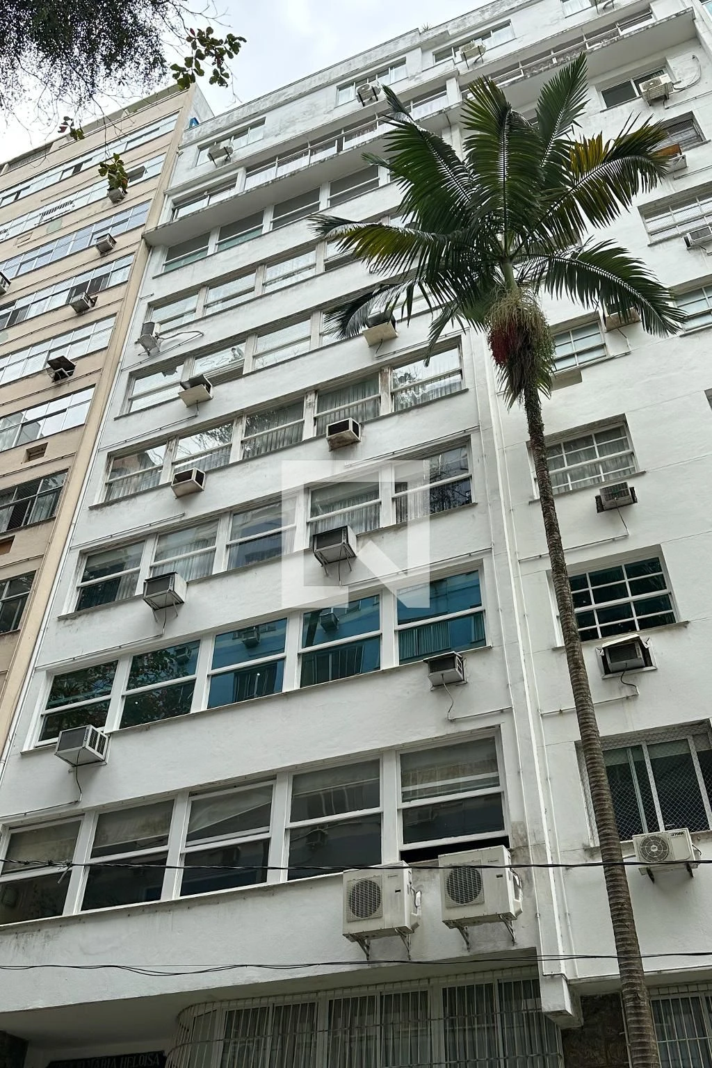 Apartamento com 4 quartos e sala de estar, 3 banheiros — photo 63