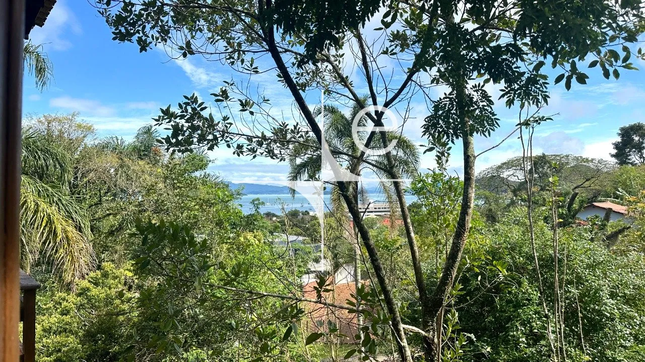 5-bedroom, 215 m² house in Florianópolis — photo 38