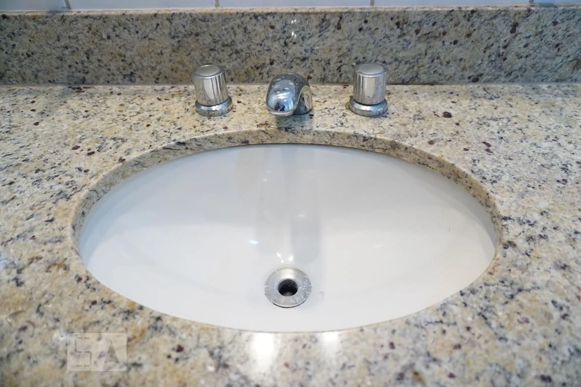 Apartamento mobiliado com 3 quartos e varanda — photo 3