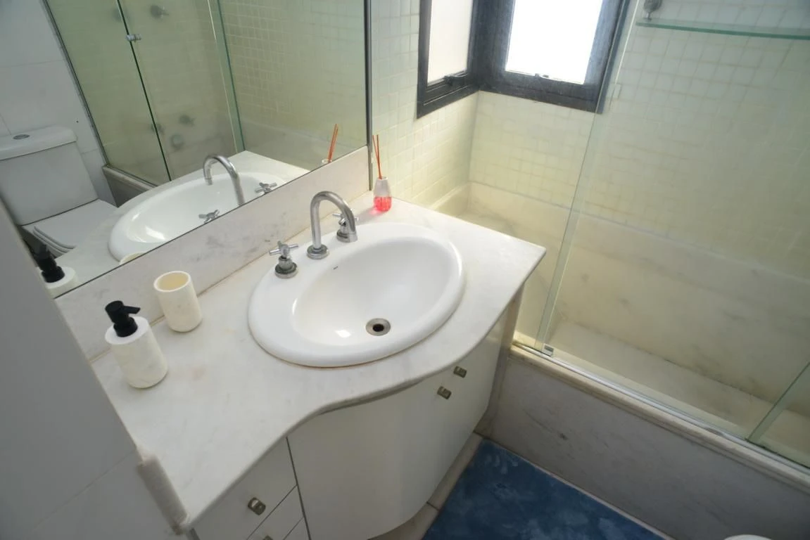 Apartamento mobiliado com 4 quartos e suíte no total — photo 37