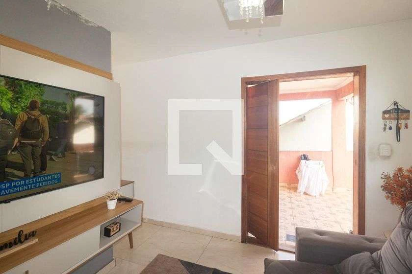 Casa mobiliada com 2 quartos, 1 banheiro e 80 m² — photo 10