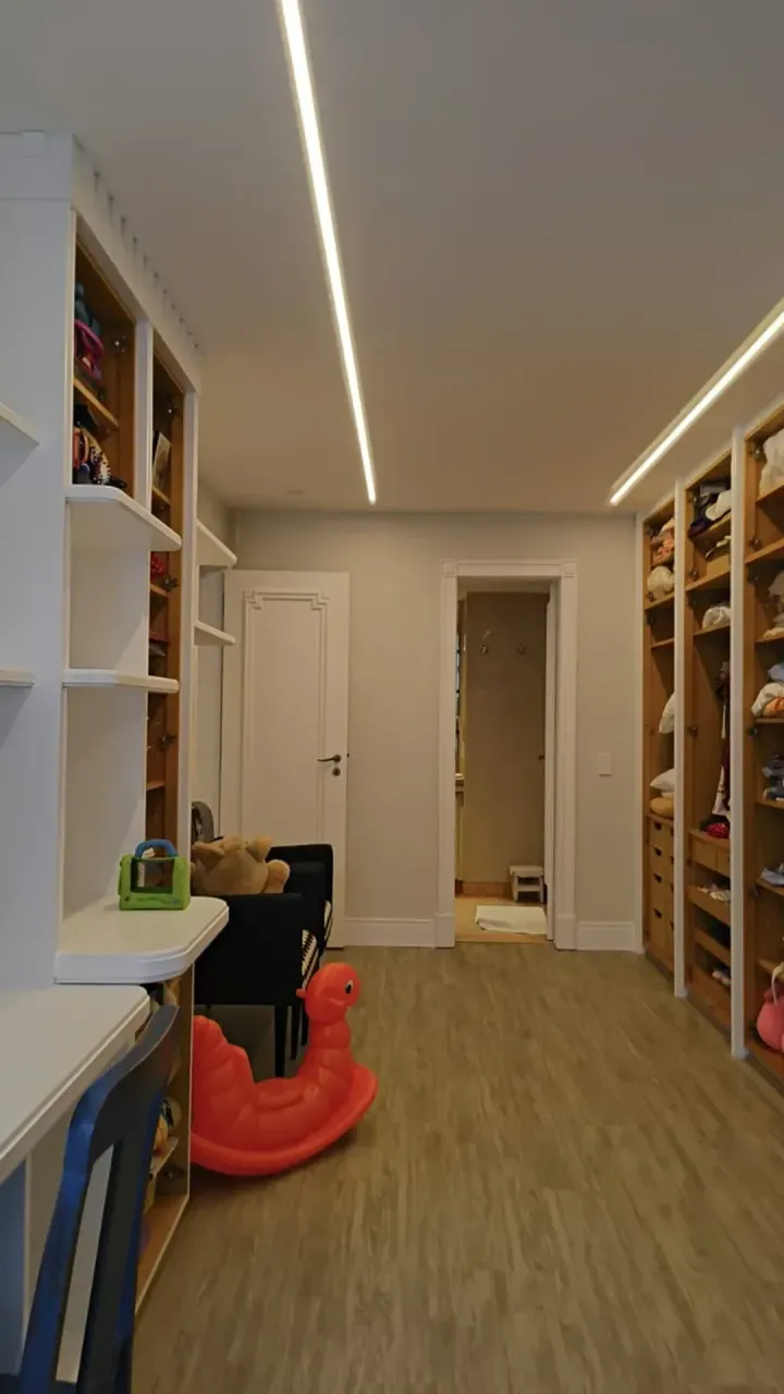 Apartamento mobiliado com 5 suítes e varanda fechada — photo 12