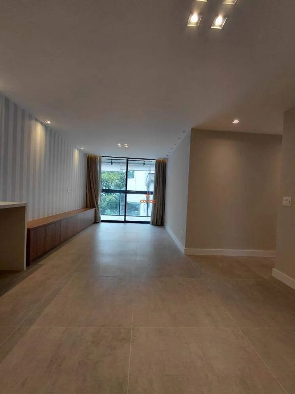 Apartment with 3 bedrooms, 2 bathrooms and enclosed balcony — photo 13