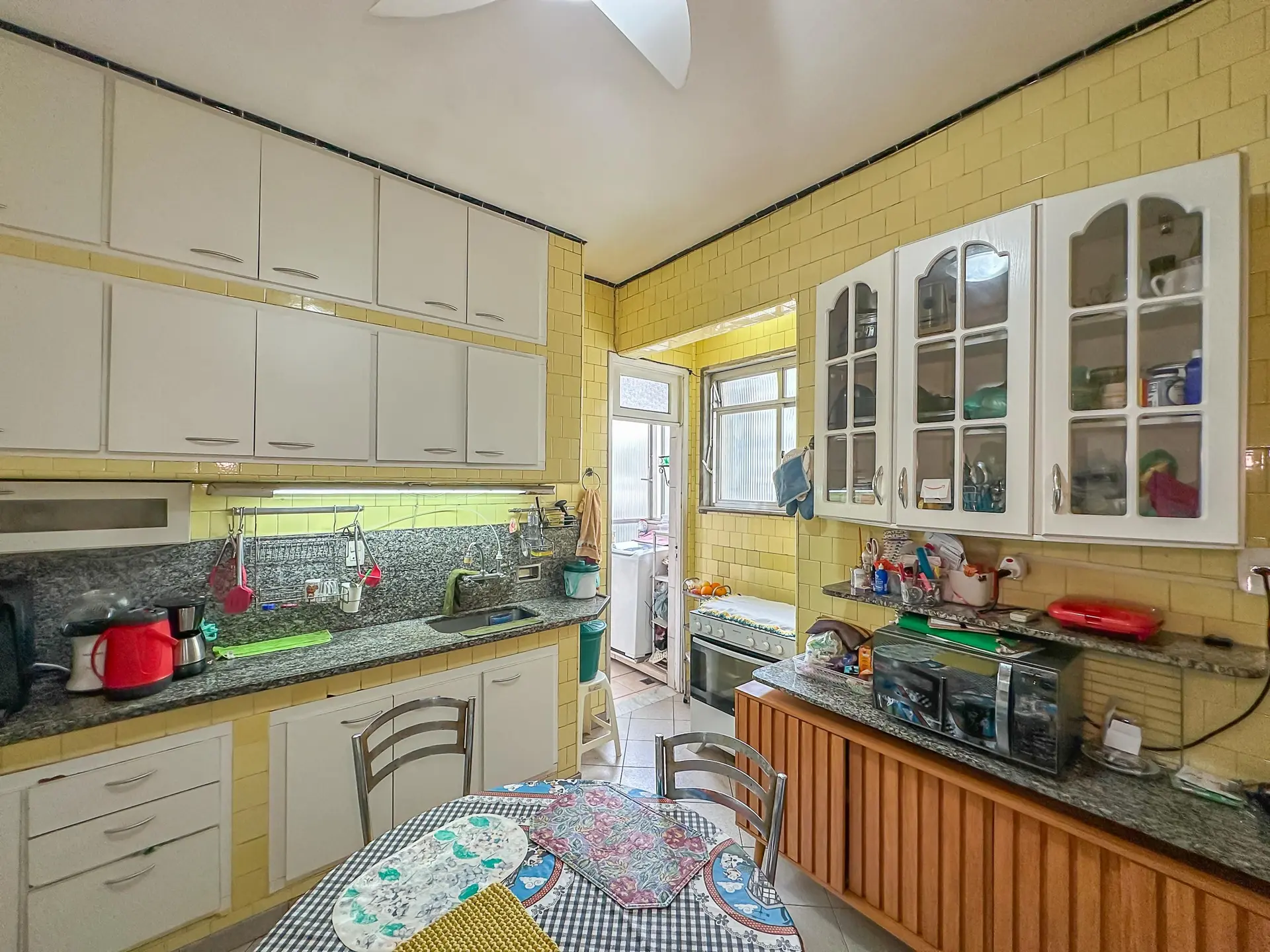 Ванна та 4 спальні: квартира 206 м² — photo 33