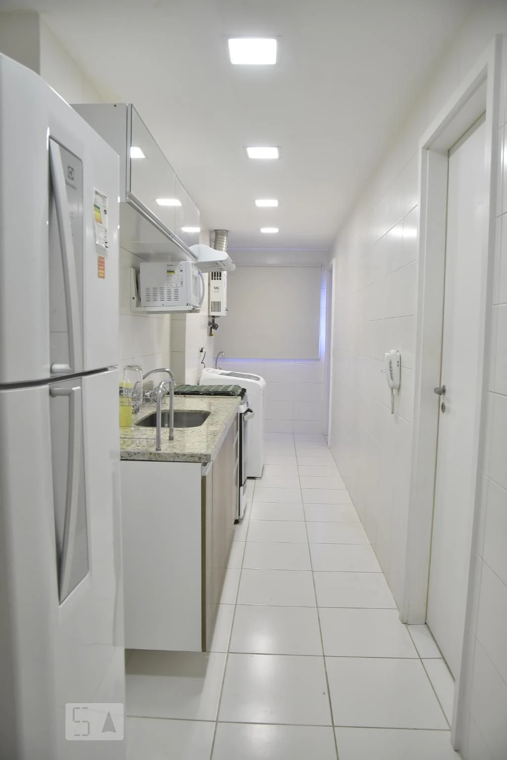 Apartamento mobiliado com 5 quartos e 2 suítes — photo 49