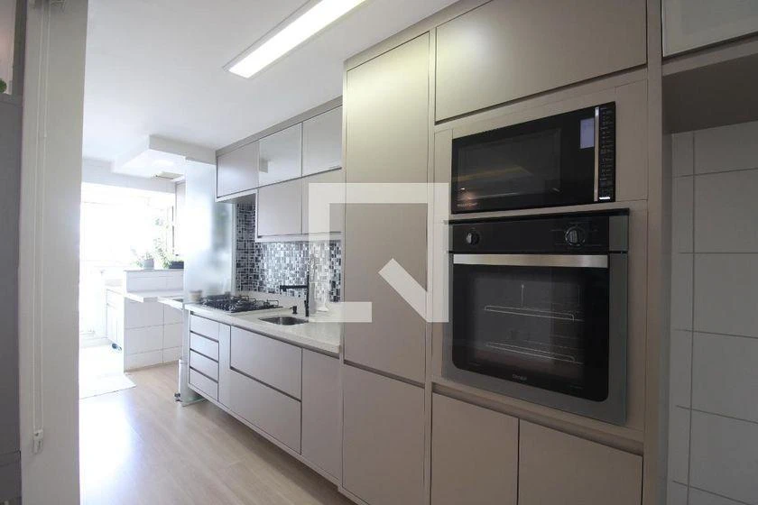 Home office in a 2-bedroom apartment, 74 m² — photo 38