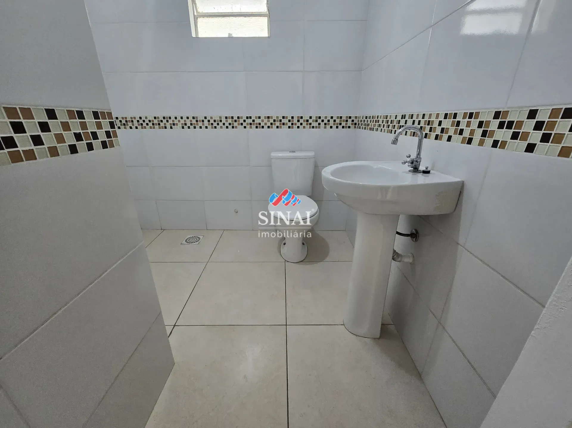 House with 3 bedrooms and 1 bathroom plus 1 parking space — photo 11
