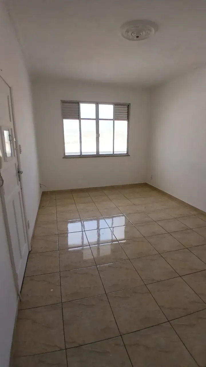 Apartamento sem mobília com 2 quartos e box de vidro — photo 10