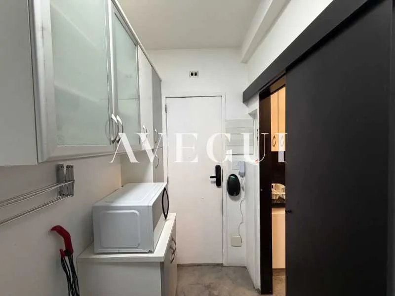Furnished apartment with 2 bedrooms and open kitchen — photo 28