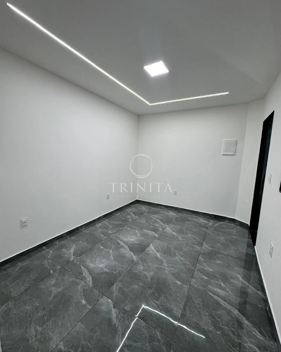 6-bedroom house, 3 with their own bathrooms, 350 m² — photo 36