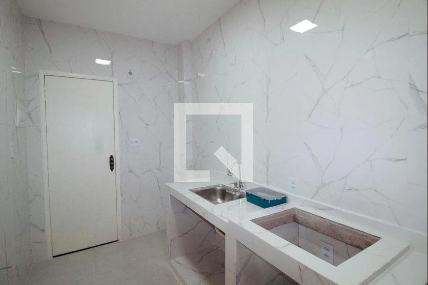 2-bedroom 70 m² apartment with a gas stove — photo 20