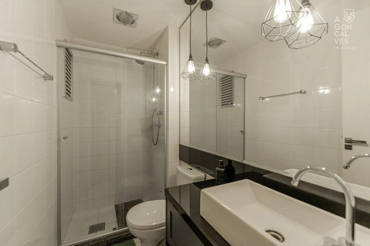 Wood or laminate floors in a 2-bedroom apartment, 60 m² — photo 11
