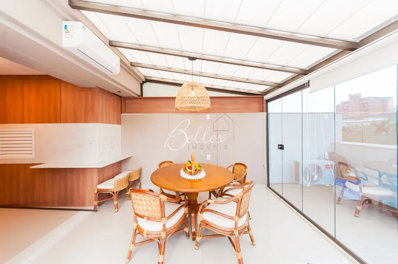 2-bedroom apartment with en-suite baths and open kitchen — photo 12