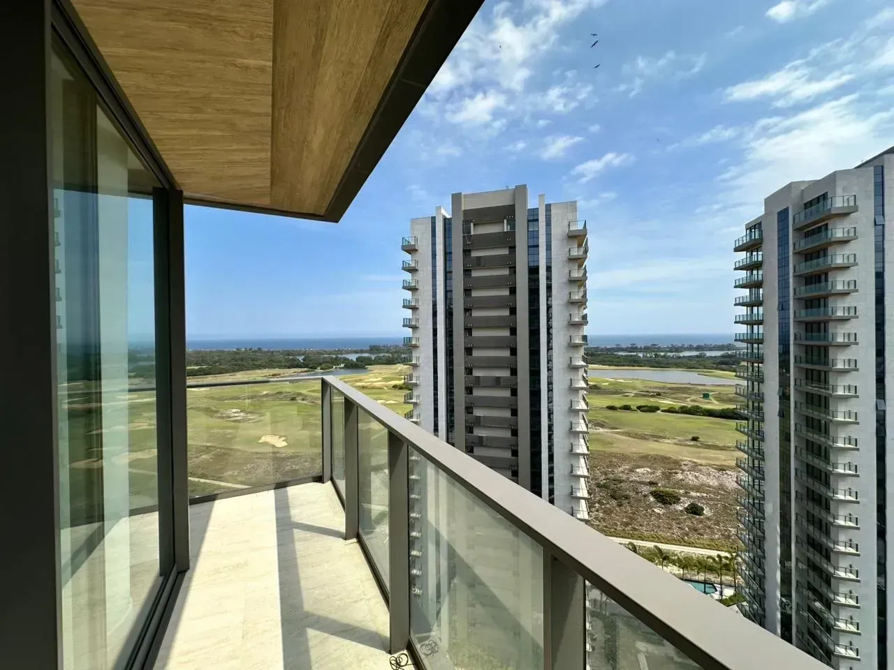 3-bedroom apartment with 6 bathrooms and 3 parking spots — photo 20