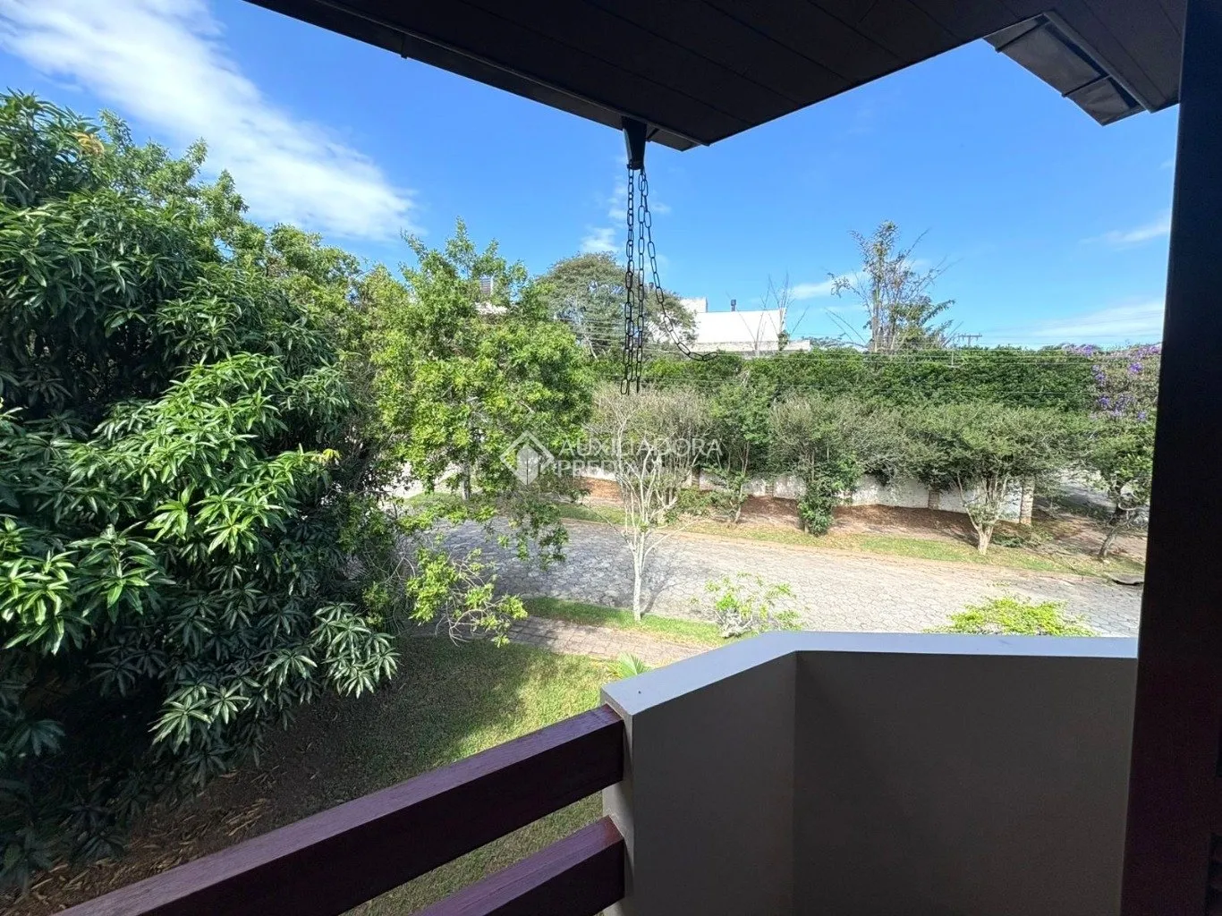Closed-condominium house with 4 bedrooms and 3 bathrooms — photo 41