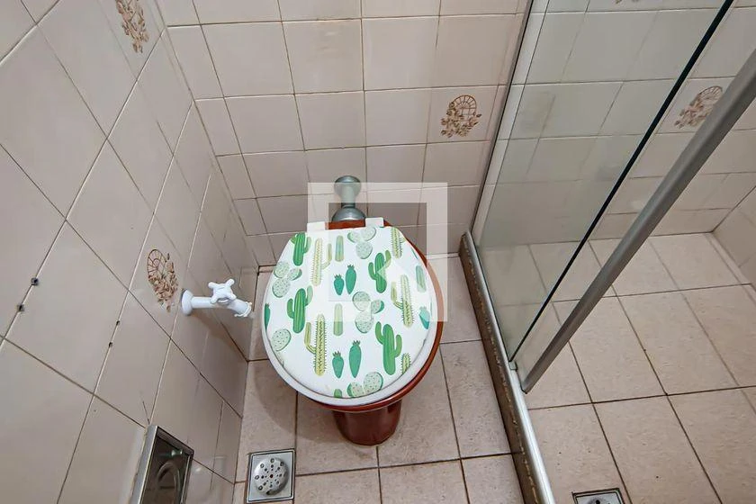 Casa de 420 m² com 4 quartos, 3 vagas e quintal — photo 42