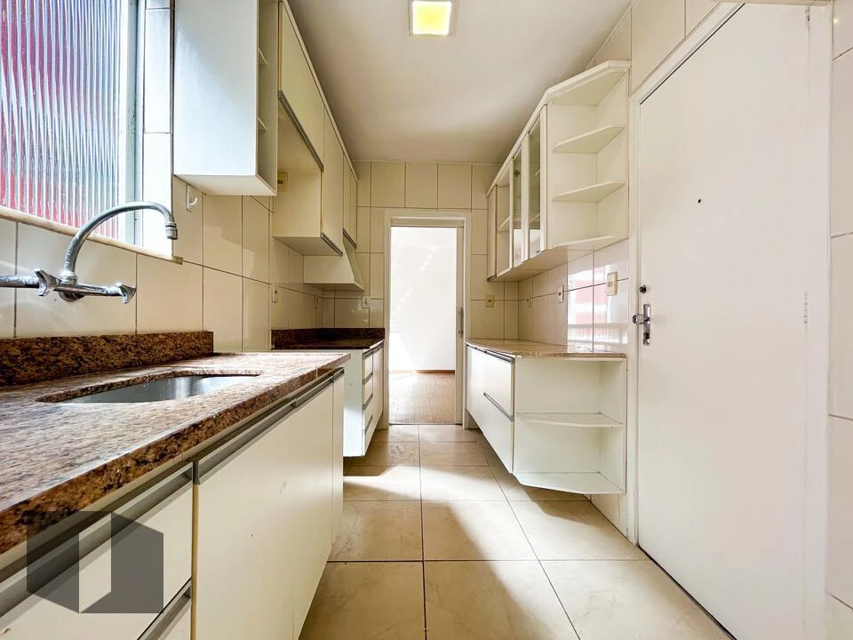 Apartment, 70 m², with wood or laminate floors — photo 6
