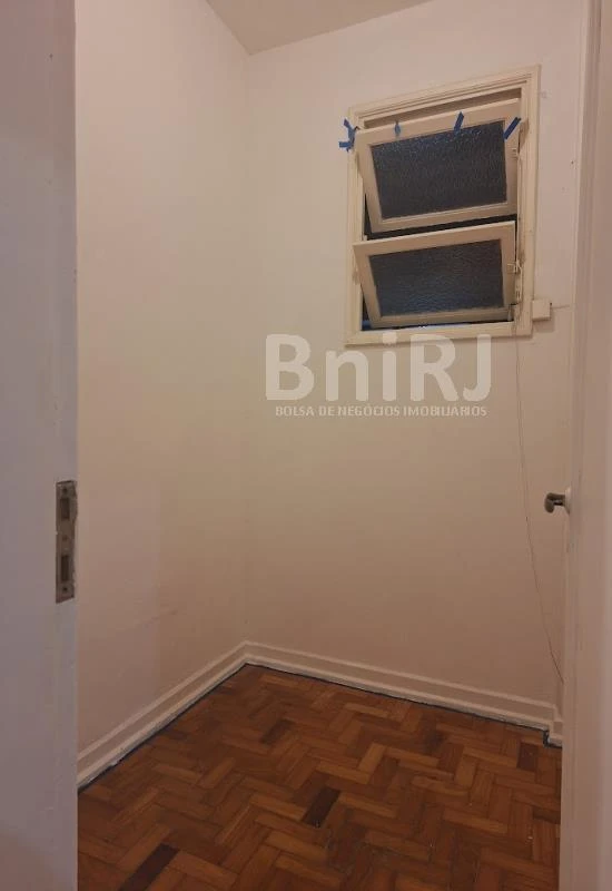 Apartamento sem mobília com 2 quartos e 76 m² — photo 9