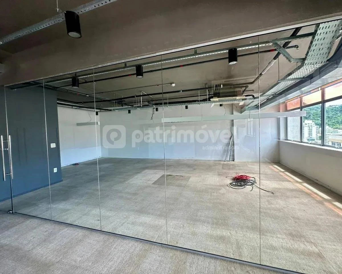 716 m² apartment with 1 bedroom and 4 bathrooms — photo 11