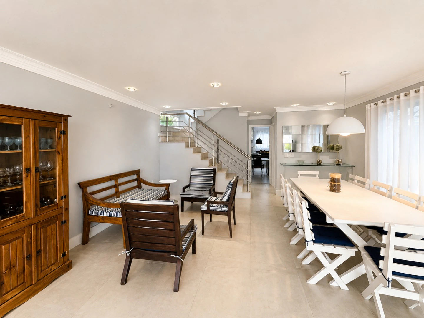 Condominium house with 5 en-suite bedrooms and 480 m² — photo 18