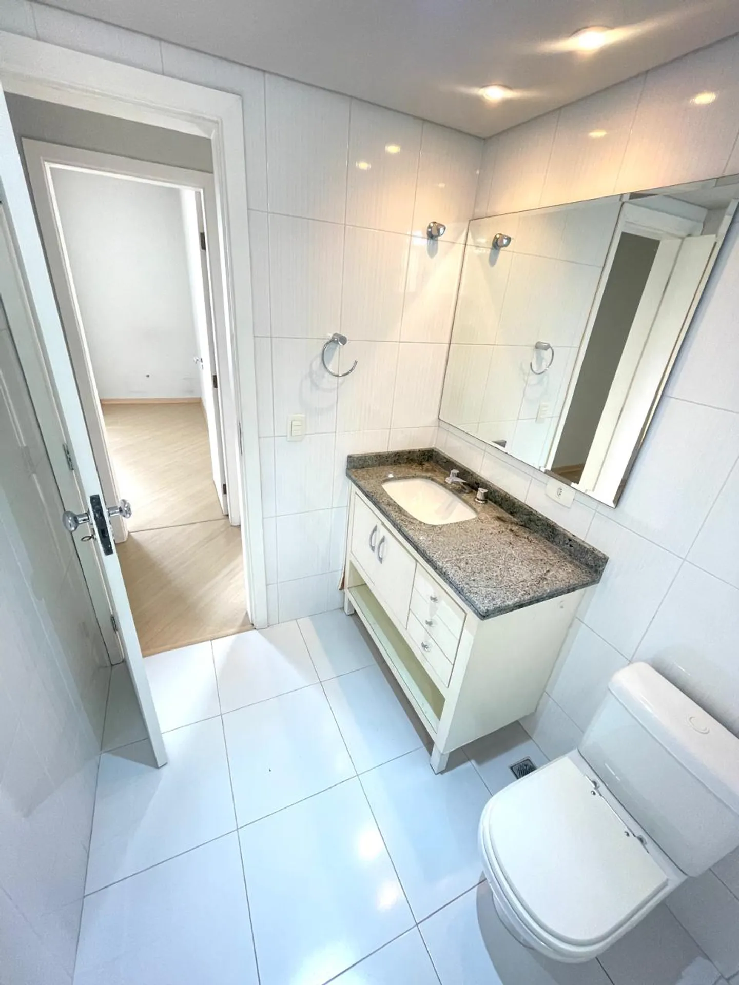 2 quartos e closet: apartamento de 96 m² — photo 5