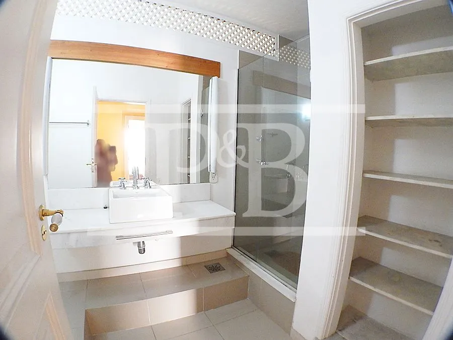 4-bedroom apartment with 3 bathrooms, 420 m² — photo 27