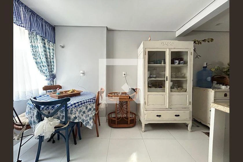 Apartamento de 2 dormitorios con balcón y 3 baños — photo 27