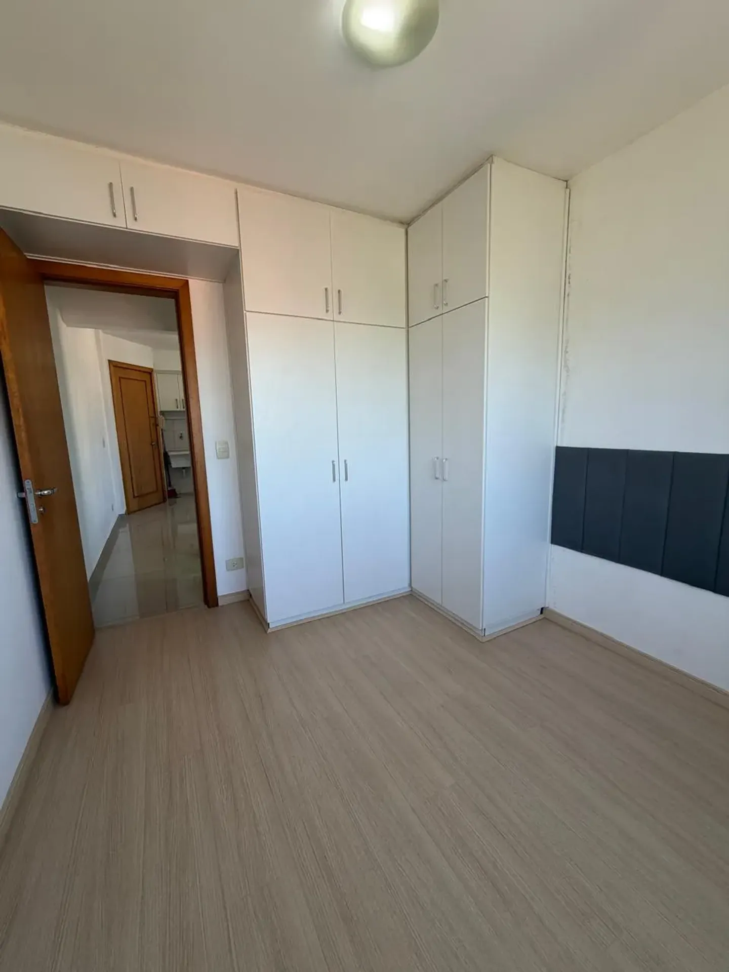 Furnished apartment, 40 m², with a home office — photo 3