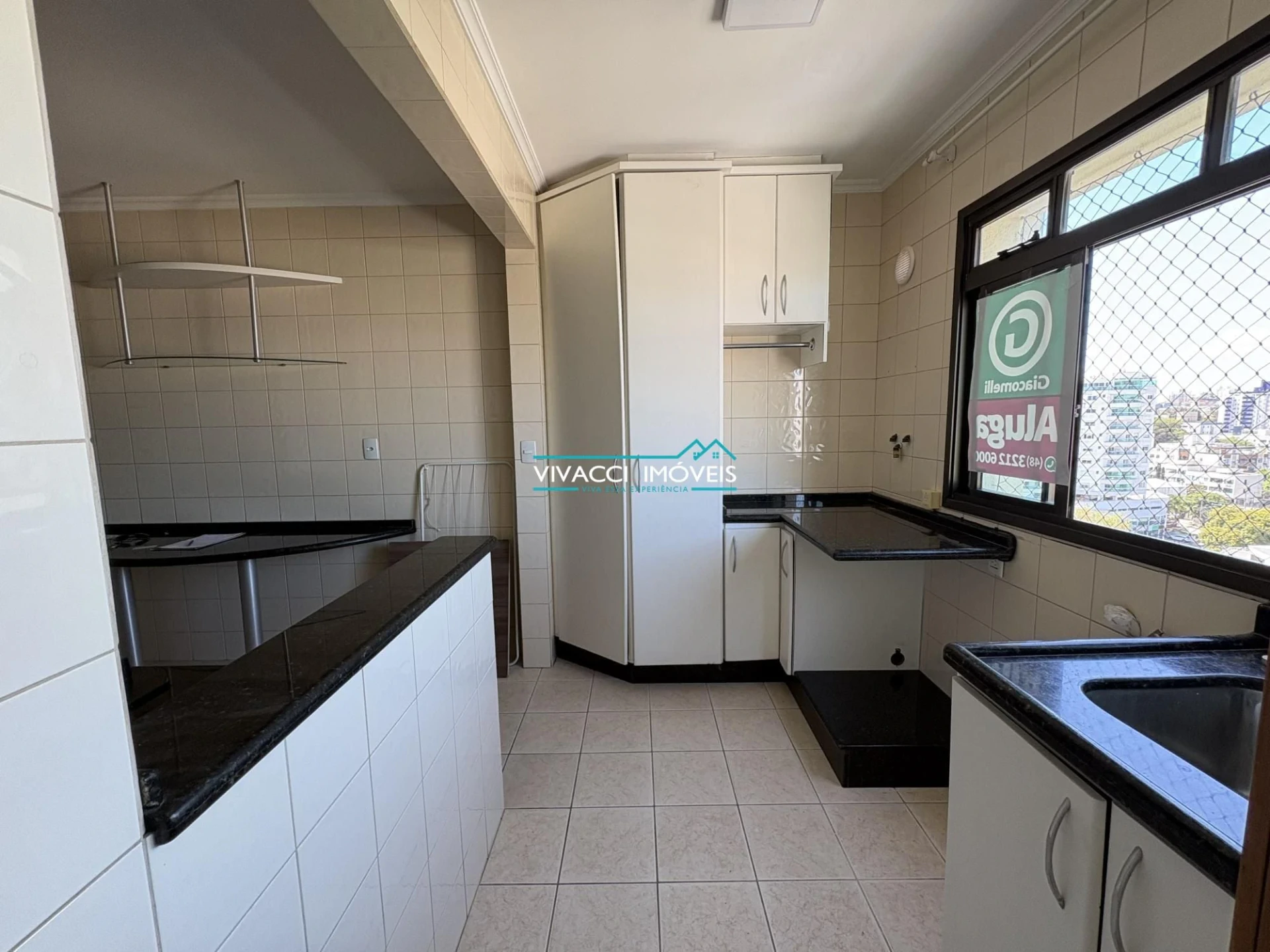 Apartment, 105 m², with a glass-enclosed balcony — photo 15