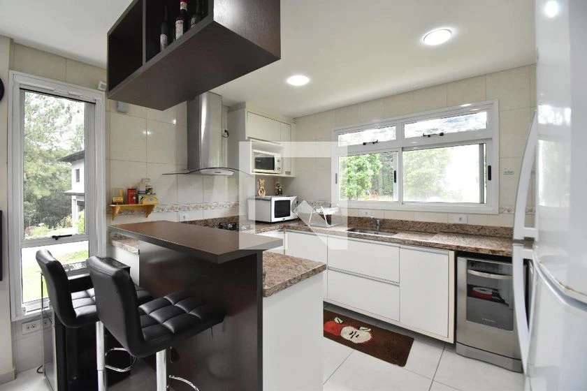 Casa amueblada con 4 dormitorios y 1 suite — photo 4