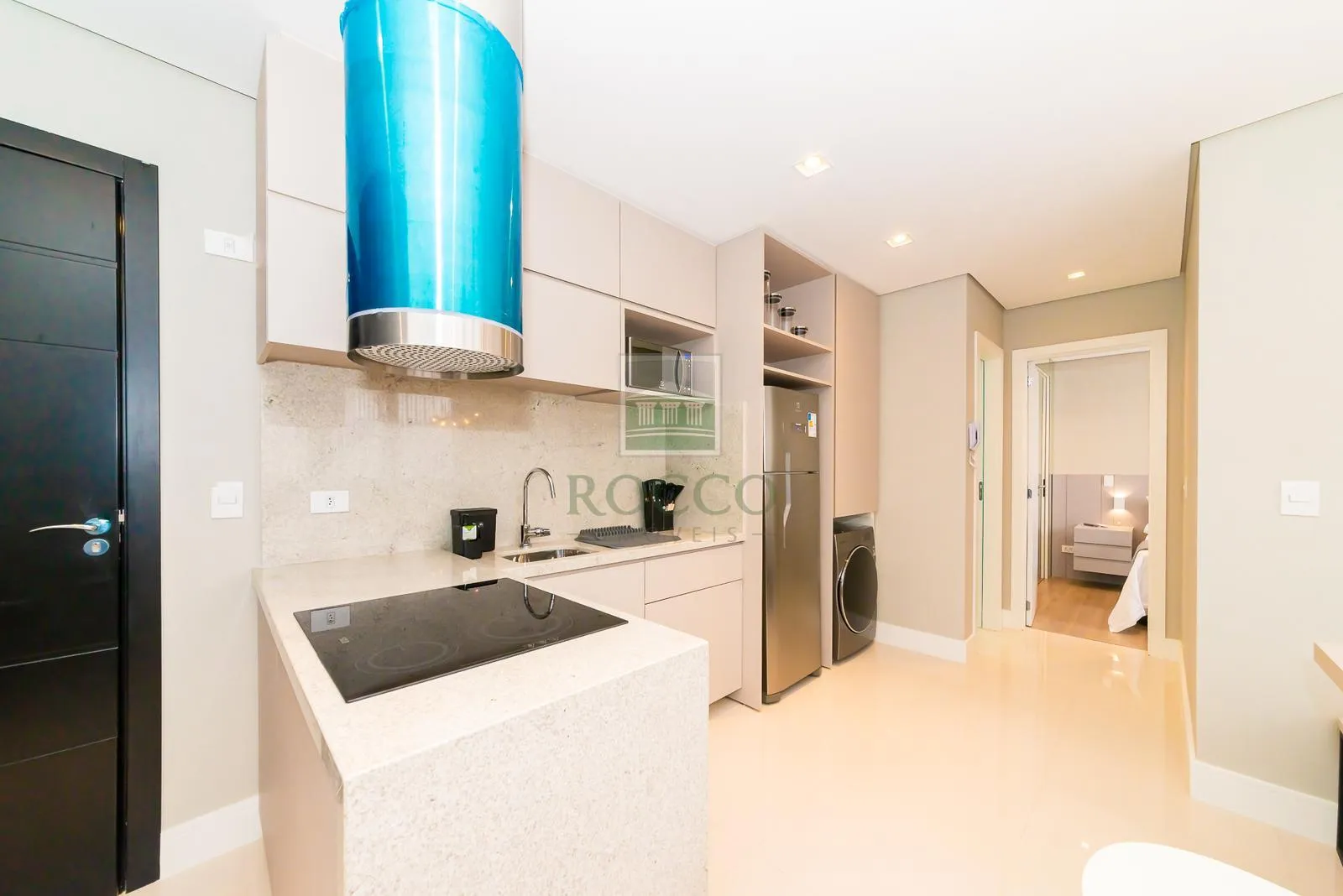 Furnished 1-bedroom apartment with 2 bathrooms — photo 9