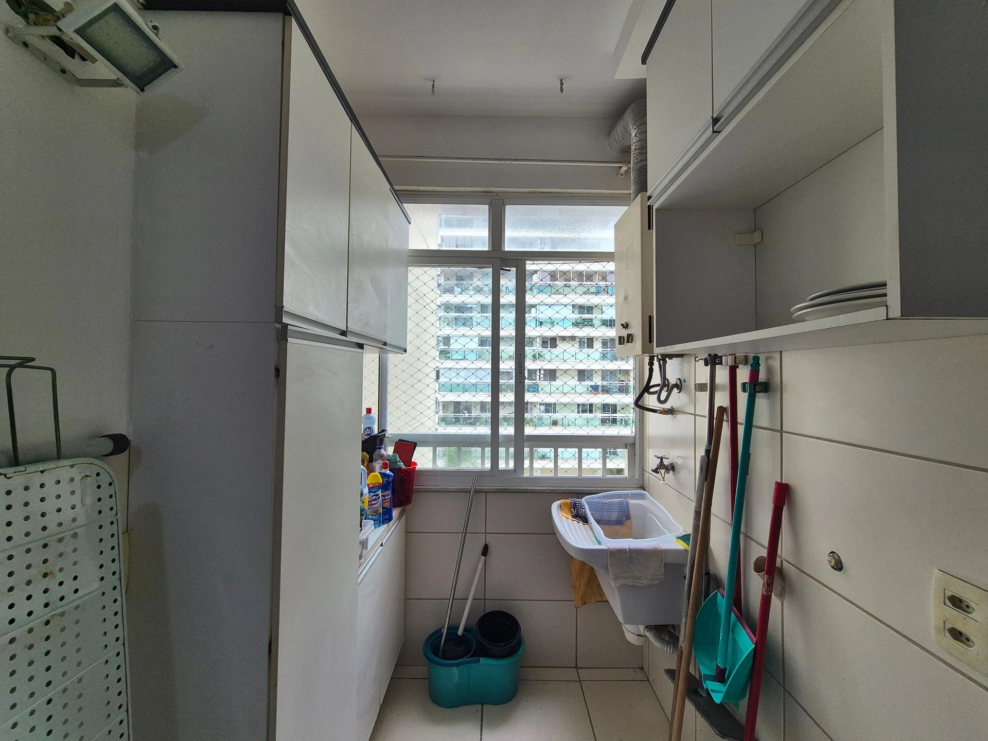 Unfurnished 3-bedroom apartment with balcony and 1 parking — photo 6