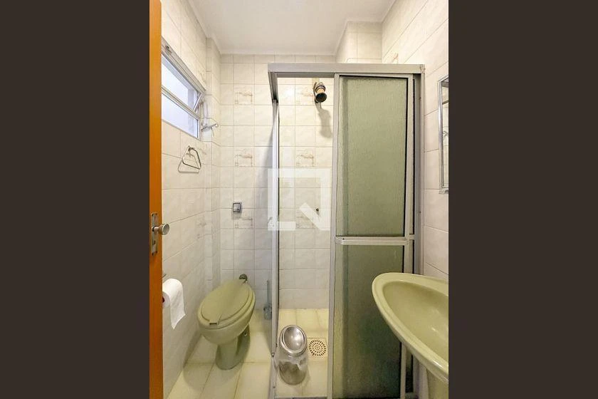 Furnished house, 250 m², with a bathtub — photo 41