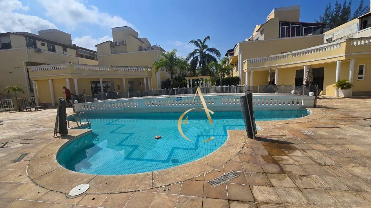Casa com 3 quartos e varanda em bom estado — photo 44