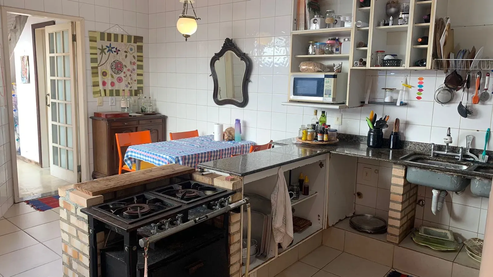 Casa amueblada con parrilla empotrada en el balcón — photo 46