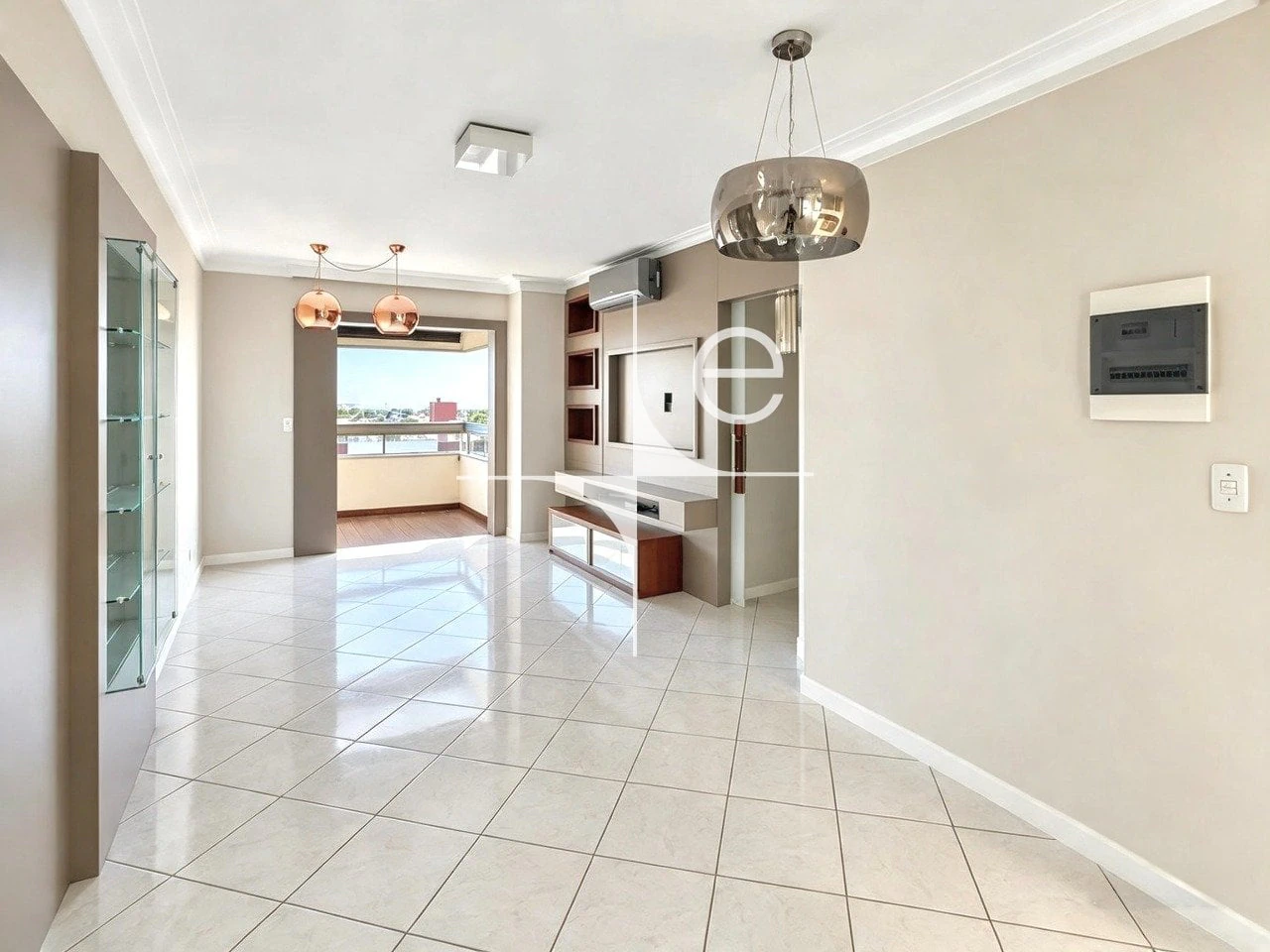 3-bedroom apartment with a water view — photo 11