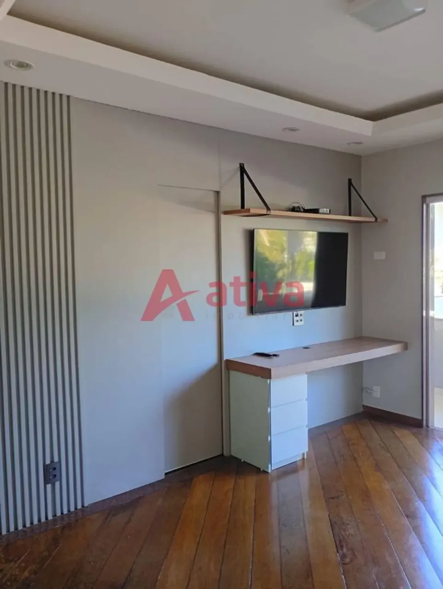 Furnished house with 4 bedrooms and 500 m² — photo 4