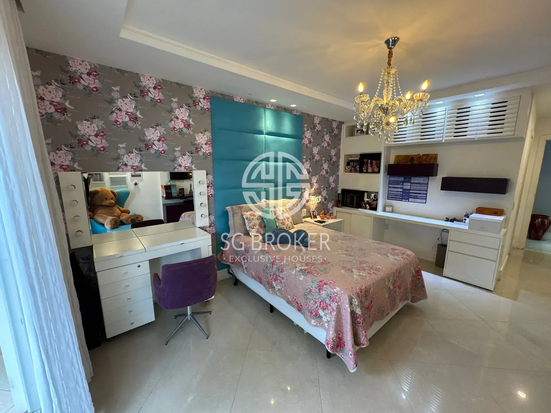 Casa para locação com 5 quartos e churrasqueira na varanda — photo 52