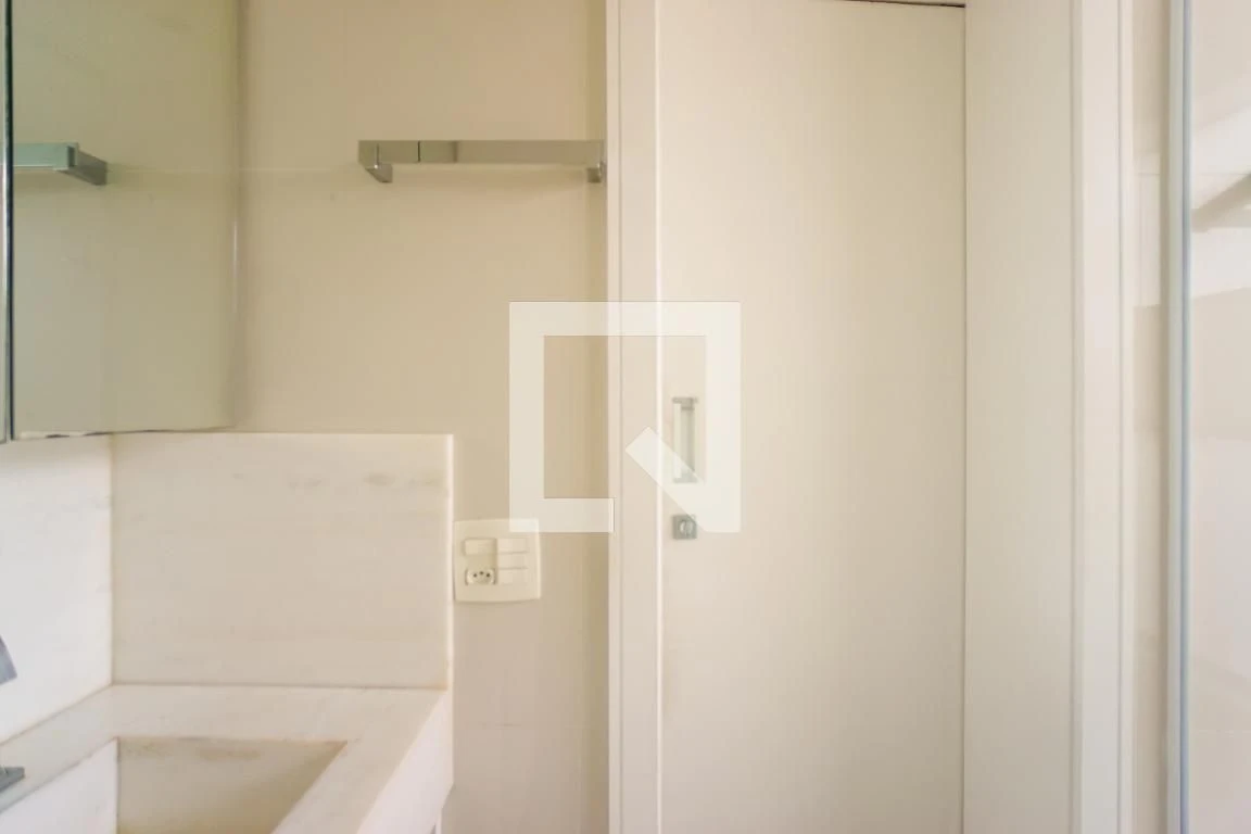 Apartment with 2 bedrooms and 3 bathrooms pets allowed — photo 19
