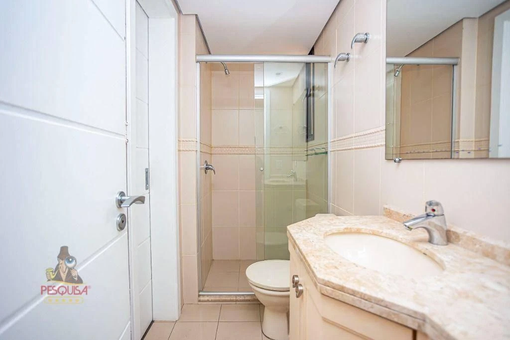 Apartment with 4 bedrooms and 190 m² — photo 39