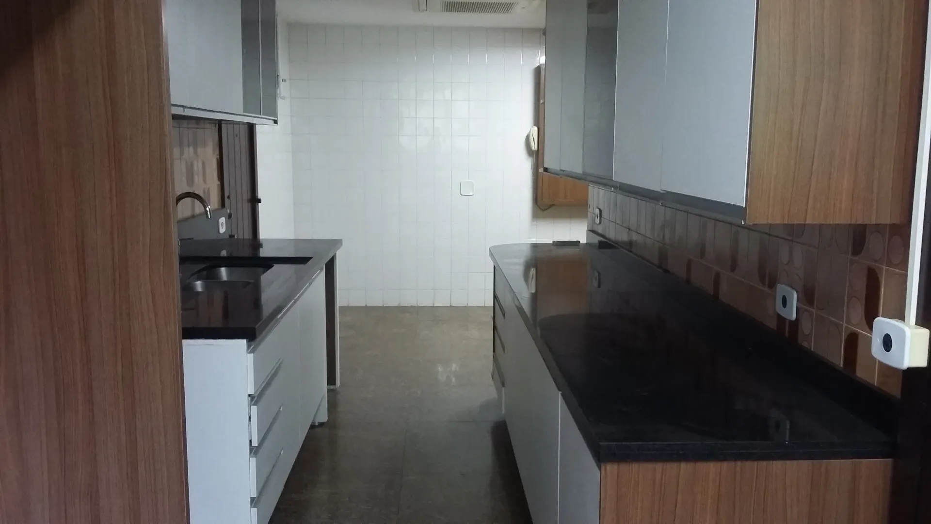 Apartamento de 400 m² com 4 quartos e 5 banheiros — photo 14