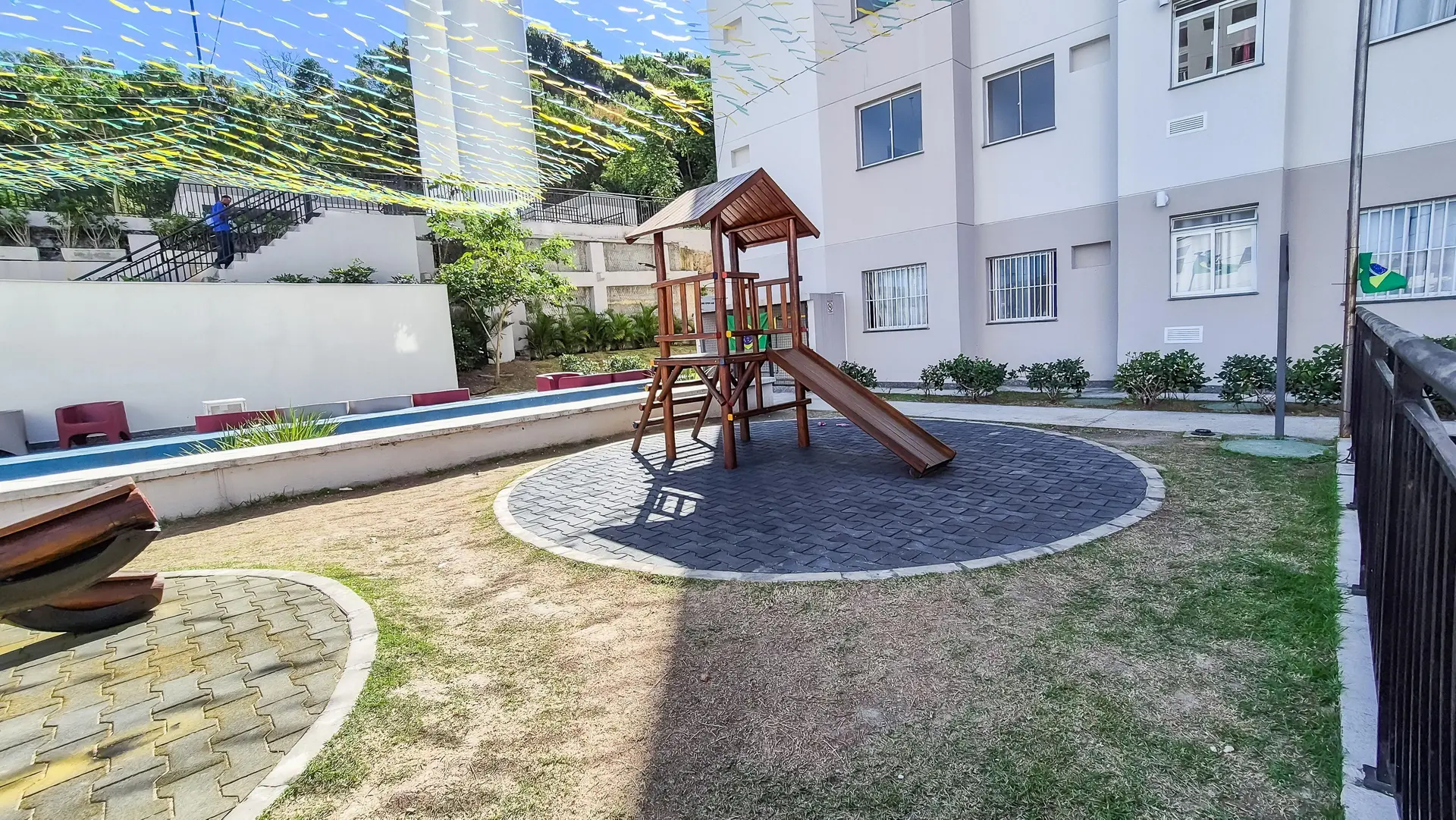 2-bedroom apartment in a building with a gym — photo 20