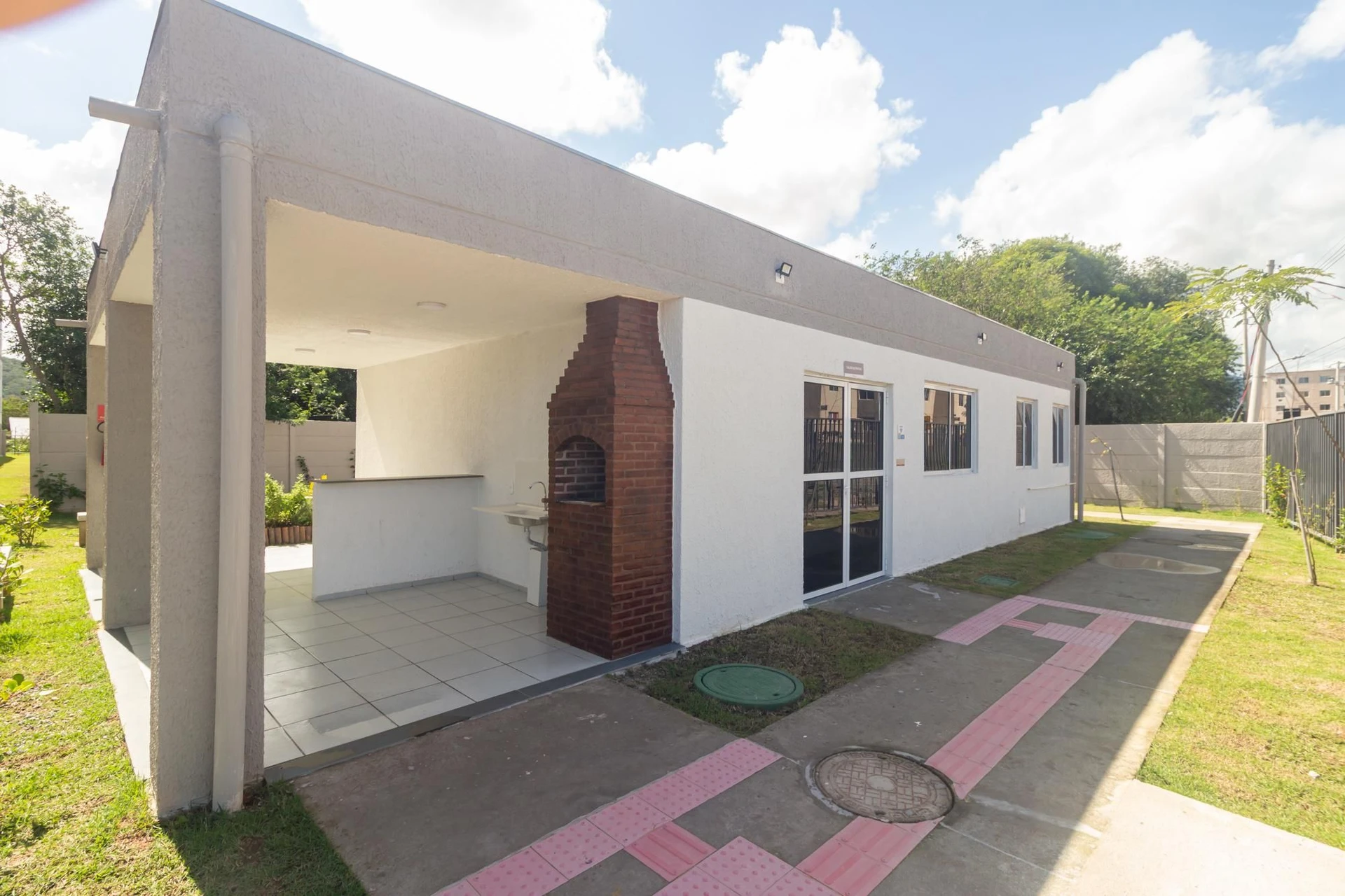 Apartamento para alugar com 2 quartos e 1 banheiro — photo 43