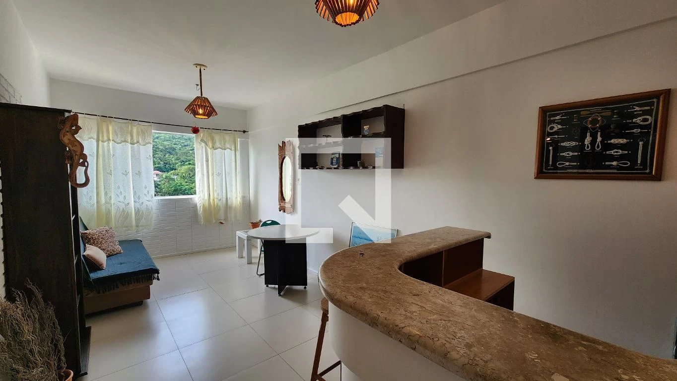Furnished apartment, 65 m², with a mountain view — photo 3